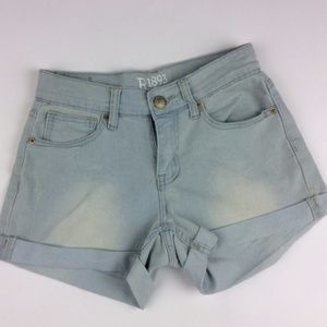 New Roebuck And Co. Missy Insane Midi Shorts